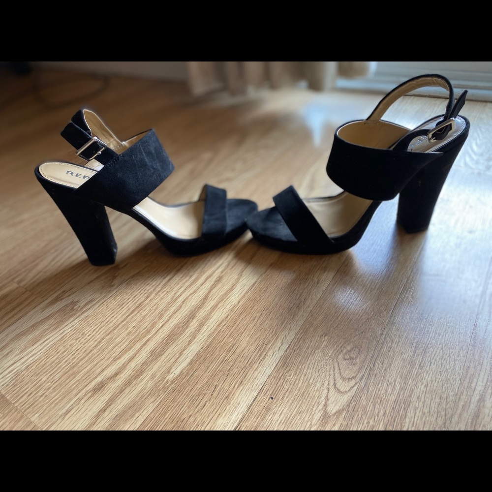 REPORT Black Chunky Heel Strappy Sandal